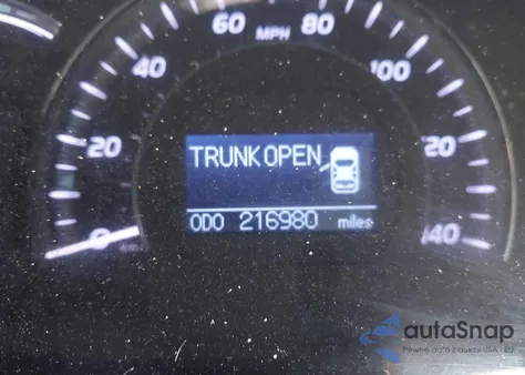 2010 Toyota Camry Hybrid из США, поврежденный, VIN 4T1BB3EK2AU121908